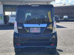 ご覧いただきましてありがとうございます。県外登録納車も承っております！お気軽にお問い合わせください。フリーダイヤル　0120-472-060　《カーセブン四万十店》までお電話を！