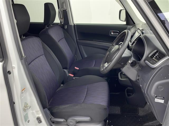 【5人乗り】ゆったりとした座り心地と、車内を広々と使える快適性に長けているので、快適な時間をお過ごしいただけます！