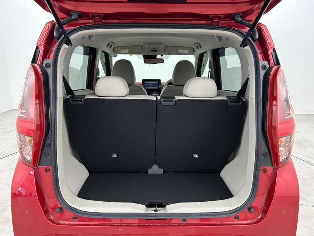 ◆【トランク】積み込みやすくて、たっぷり積める荷室です。シートアレンジできるものは、乗車人数と荷物の量や大きさによってシートを動かすことができるので、より快適なドライブが可能です！