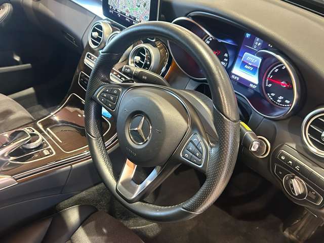 ベンツ、BMW、アウディといったドイツのプレミアムブランドをはじめとした、各種輸入車ブランドを同時に比較することができます。