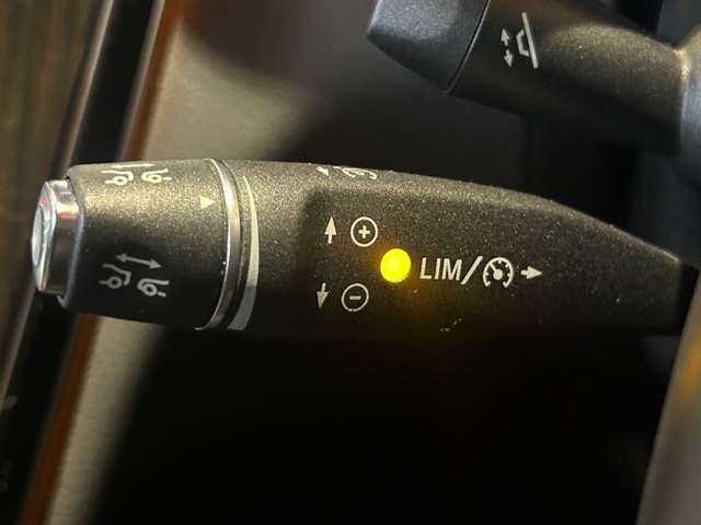 LIBERALAの全国在庫の中から厳選したお車をご提案！お近くの店舗でのご納車可能！その品揃えと品質に驚くこと間違い無し！