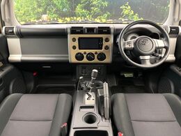 グループ総在庫数約30，000台！！全国の系列店からメーカー・車種問わずご紹介出来るので、あなたにピッタリのお車が見つかるはずです♪まずはお問い合わせ下さい☆