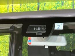 【スズキ　セーフティサポート】走行中に前方の車両等を認識し、衝突しそうな時は警報とブレーキで衝突回避と被害軽減をアシスト。より安全にドライブをお楽しみいただけます。