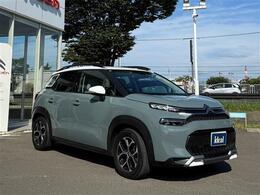 専門のサービススタッフに専用テスター。ご納車前の点検整備から、アフターサービスまで、お任せ下さい。