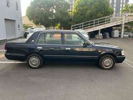 □タクシー車輛専門店！豊富な品揃えの中からお気に入りの1台をお選び下さい！□