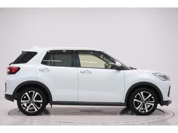 県内13店舗にて常時500台以上ダイハツ車を展示中です。見て、触って、納得のいく一台をぜひ見つけてください。