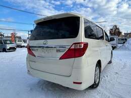 自社陸運局指定工場完備☆納車整備はもちろん、修理や車検、板金塗装など何でもお任せ下さい！