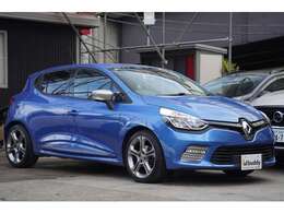 4気筒ターボ　RSドライブ　6速EDC　パドルシフト　専用AW　専用シート　リアスポイラー　LEDデイライト　パークセンサー　ナビ　DTV　Bluetoothオーディオ　禁煙車　スペアキー