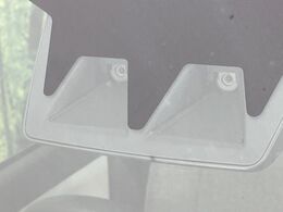 【スマートアシスト】走行中に前方の車両等を認識し、衝突しそうな時は警報とブレーキで衝突回避と被害軽減をアシスト。より安全にドライブをお楽しみいただけます。