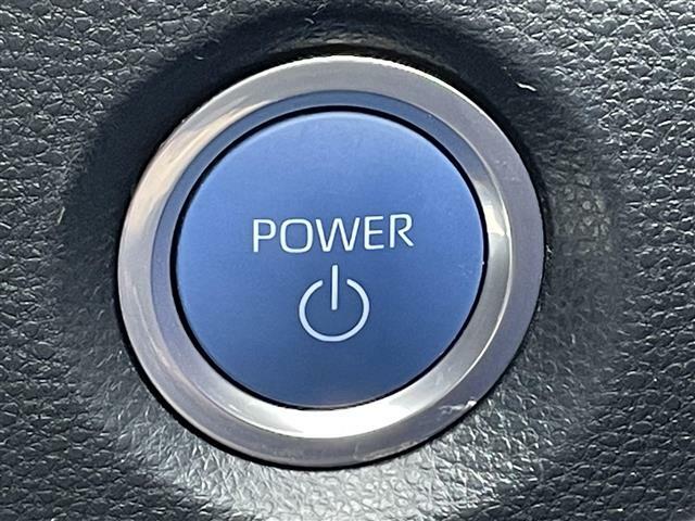 【スマートキー（エンジンスタートストップスイッチ）】スマートキー（電子キー）を持っていれば、スイッチを押すだけでエンジンをかけることができます！