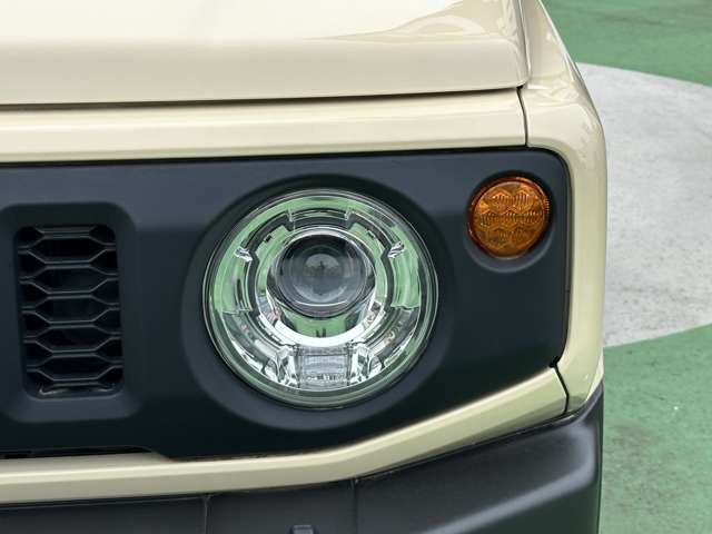 明るくて夜の暗い道も安心安全です。相手の車両にもアピールできるので更に安全！