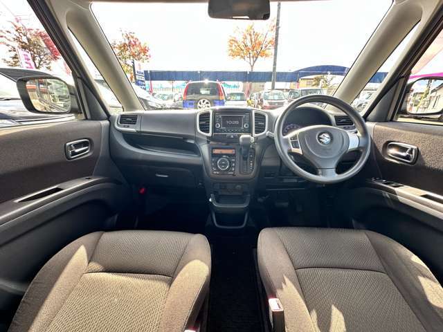 車を運転する際には運転席の存在は欠かせません。なのでしっかりとチェックしたいポイントですね。