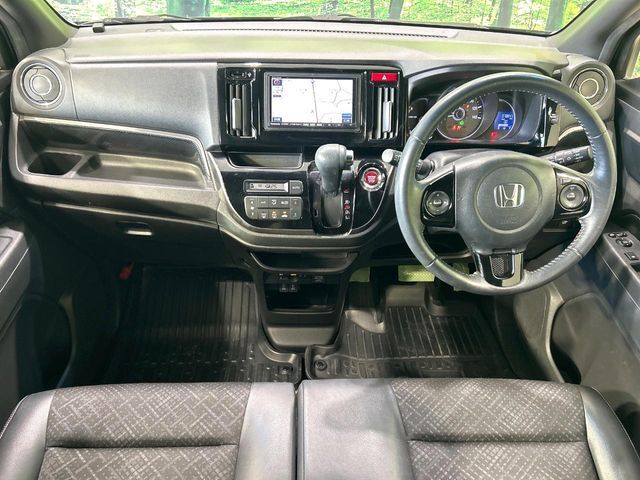 グループ総在庫数約30，000台！！全国の系列店からメーカー・車種問わずご紹介出来るので、あなたにピッタリのお車が見つかるはずです♪まずはお問い合わせ下さい☆