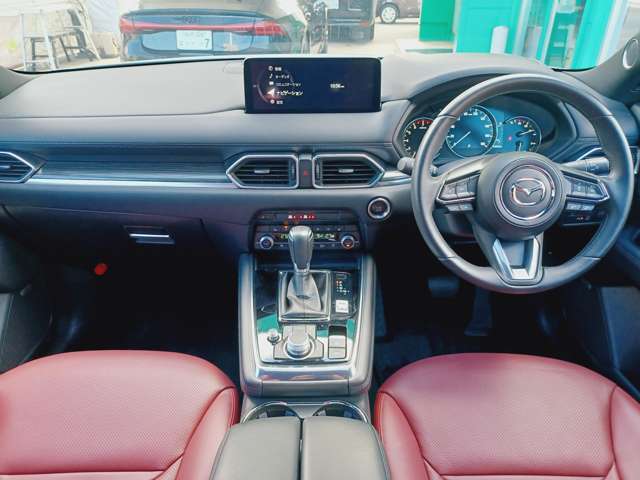 新車の個人・法人リースも取り扱いしております。専任のスタッフがお客様のライフスタイルに合ったご提案をさせて頂きます。また、当社は保険の代理店も行っておりますので自動車保険もお気軽にご相談ください。