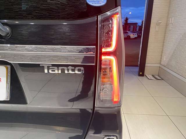 車両保管専用駐車場に移動している場合もございますので、現車確認の際には事前にご一報をいただけると、お待たせせずに現車確認が出来ます！