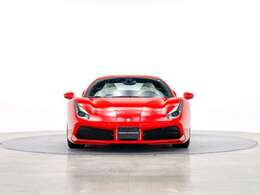 ボディカラーはRosso Corsa