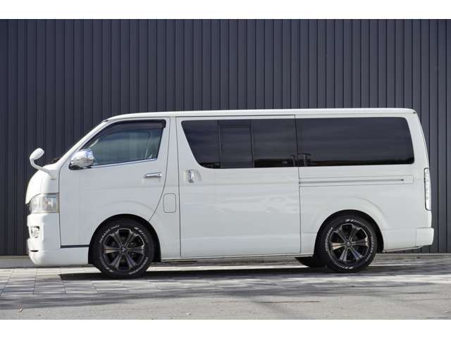 当社のルームクリーニングは、専用の機械を使って、徹底して綺麗にしていきます！！臭い・シミ・汚れ等を徹底して洗浄します！是非一度仕上がりを見て頂ければと思います♪