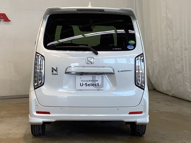購入後も自社指定整備工場完備でお客様の愛車をしっかりサポート致します！御納車時には安全かつ安心してお乗り頂けるようホンダ専門知識を持つ整備スタッフが点検・整備・装備も説明をしてお渡ししております。