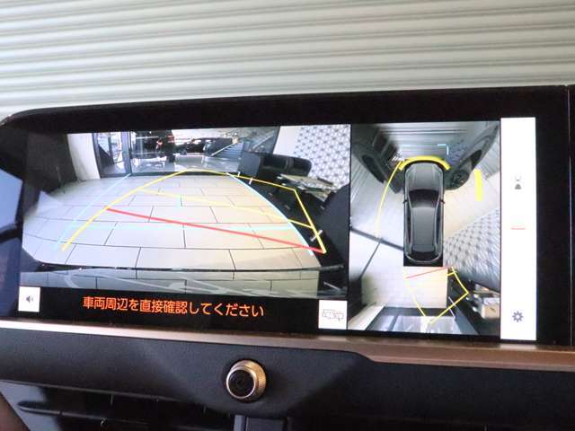 全周囲＆後方確認に便利なパノラミックビュー＆バックモニターも装備☆これで全周囲と後方確認もばっちりです♪