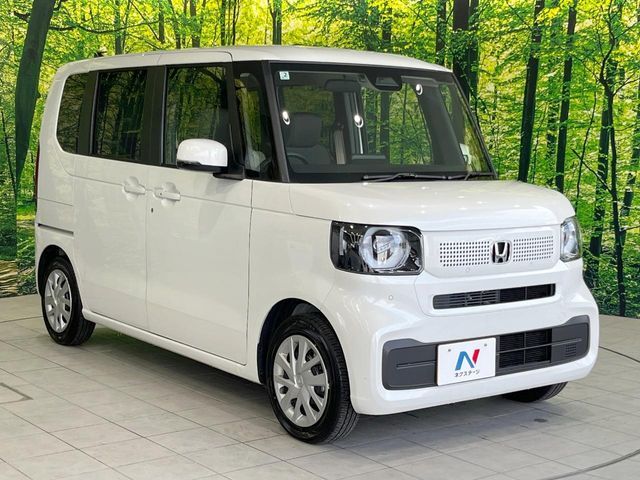 大好評のボディコーティング「弾スプラッシュコート」もご納車までに施工可能。通常のガラスコートと異なる、耐久年数6年の無機質ガラスコーティングが、ボディをキレイな状態に保ってくれます。