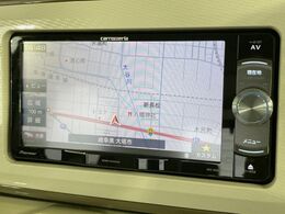 【ナビゲーション】目的地までしっかり案内してくれる使いやすいナビ。Bluetooth接続すればお持ちのスマホやMP3プレイヤーの音楽を再生可能！毎日の運転がさらに楽しくなります！！