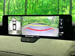 【360°ビューモニター】専用のカメラにより、上から見下ろしたような視点で360度クルマの周囲を確認することができます☆死角部分も確認しやすく、狭い場所での切り返しや駐車もスムーズに行えます。