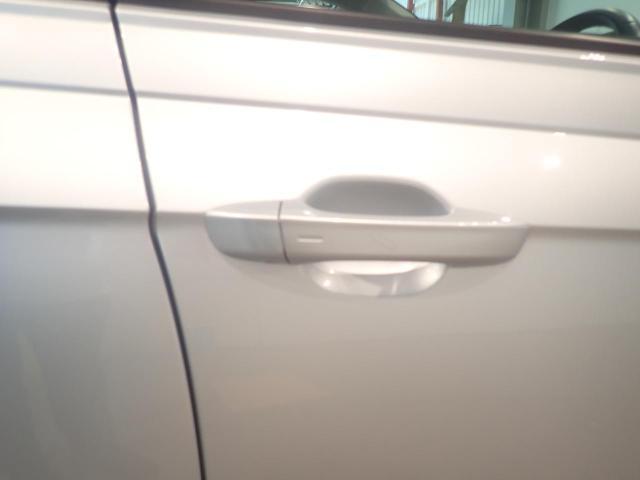 ”Keyless Access”によって、ドアハンドルに手をかけるだけでドアロックが解除できます！