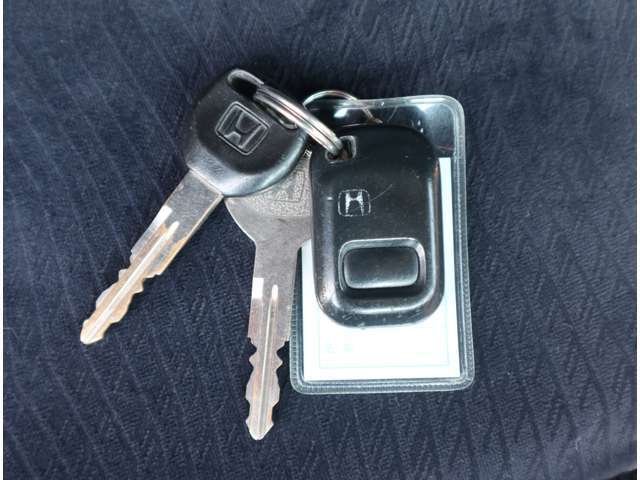 取り置き無しの早い者勝ち！中古車は一点物、同じ車両は一つもありません！気になる車両がありましたら、早めのご相談を！