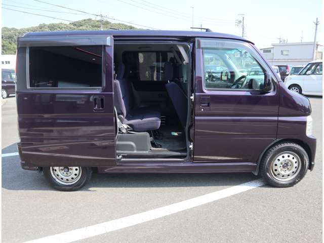 遠方の方もお気軽にお問合せください♪遠くて来店が難しいお客様でも、丁寧に車両状態を説明致します！また、お車の写真等をご希望の方もお気軽にお問合せ下さい♪★陸送費も安価にて提供、実績多数有★