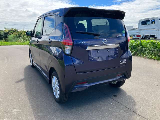 国交省の代わりに車検認定ができる「陸運局指定工場」の資格をもっており、熟練の整備士や国家資格を持った整備士が揃ってます！