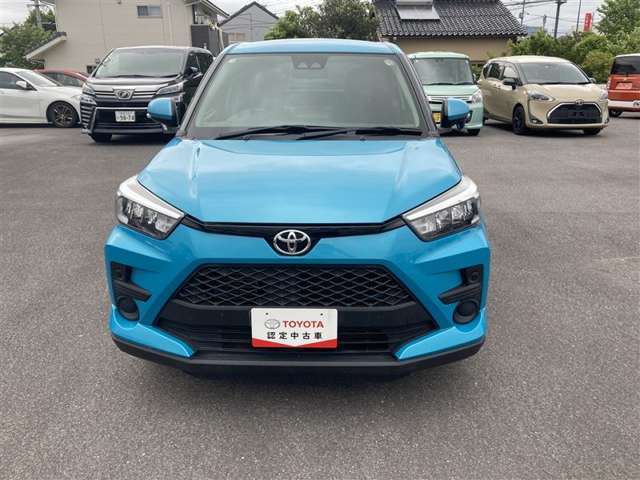 荷物をたっぷり載せて広々ドライビング♪夏でも冬でも、アウトドアやショッピングを思い切り楽しみましょう！