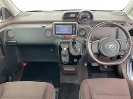 【インパネ全体】『インパネ全体』の画像になります。写真の内容に関してご不明点、ご質問等がございましたらお気軽にガリバー店舗までお問い合わせください。