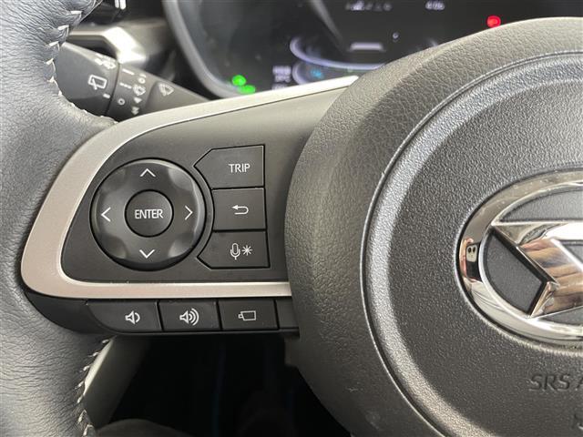 【運転席操作部】快適なドライブを楽しむための機能が装備されています！運転席から触れるので、使いやすいです！除菌プランいれていただくと、さらに清潔で安心していただけます！