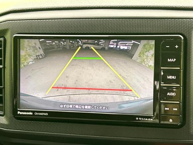 WECARSの展示場では実際に見て、触ってお車をお選びいただけます！知識の豊富な営業スタッフが様々なカーライフをご提案いたします！