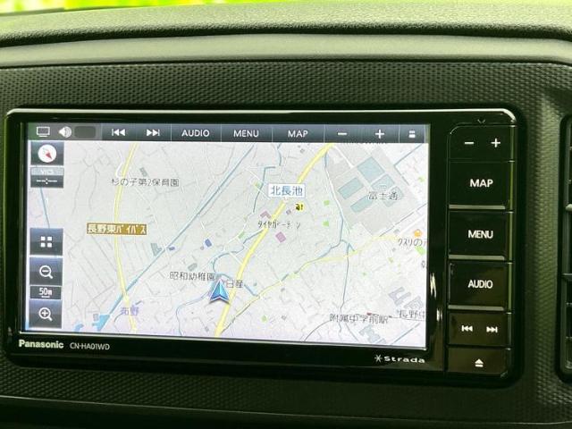 WECARSの店舗にはキッズコーナーがございます！お子様連れのお客様もごゆっくり車選びをお楽しみいただける空間です！