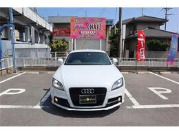 H26！まだ新しい！アウディ！1.8TFSI！SラインPKG！入荷致しました！正規オークションで無事故！4点！上物！美車です！カッコイイ！素晴らしい！1度は乗りたいTTクーペ！アクセス多数！大人気！