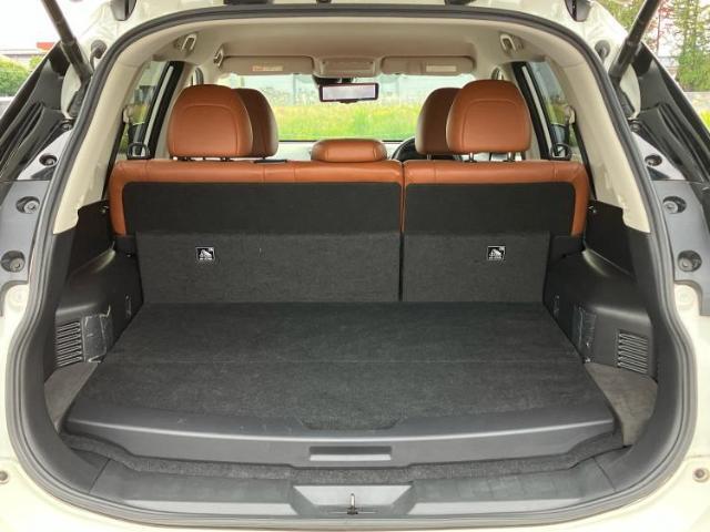 WECARS（ウィーカーズ）は全国250店舗展開！作業の都合上、車両をご覧頂けない場合がございます。来店前にお問合せ下さい