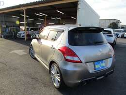 是非店頭にお越しいただき比較検討をしてください！多数の車両から比較検討が可能です！ご来店が難しいお客様はお気軽にお電話、メールにてご連絡くださいませ！