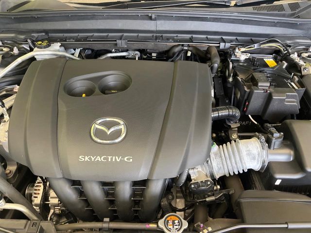 親切・丁寧な専門メカニックスタッフが応対！・車検・点検整備・事故等の修理などアフターサービスも安心。お車のカスタマイズもネクステージのサービススタッフまでご相談ください！