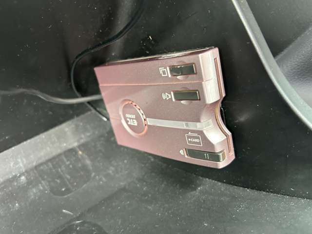 【ETC】高速道路の料金所はストレスなく通過！遠方へのお出かけには必須のアイテムです！当店でセットアップ実施しておりますのでご納車当日からご利用いただけます！