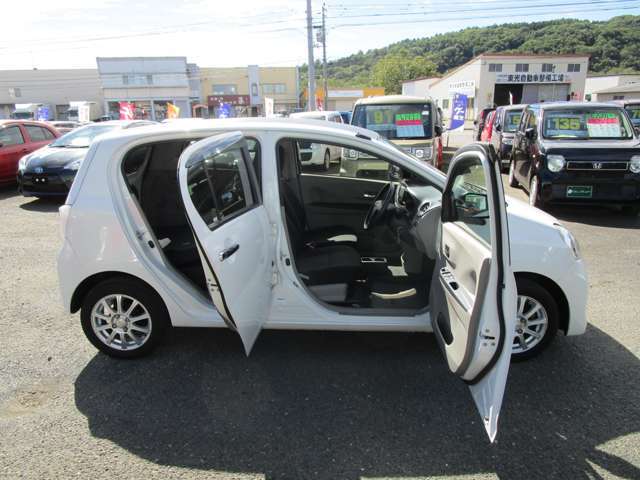 ドアの開閉度も広く乗車も楽です！