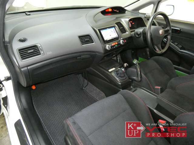 追加でドライブレコーダー取付などもお気軽にご相談ください。