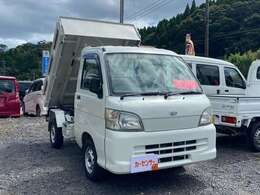 整備はその車種の不具合が発生しそうな部分を重点的に点検し、納車後本当にトラブルが発生しないように日々点検中です♪