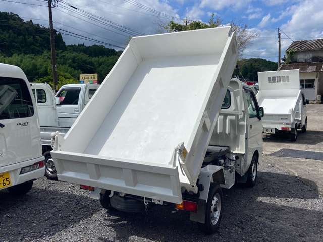 車の買取りも実施しております。購入される際の下取りも自信を持って他社に負けない価格でご案内中です♪