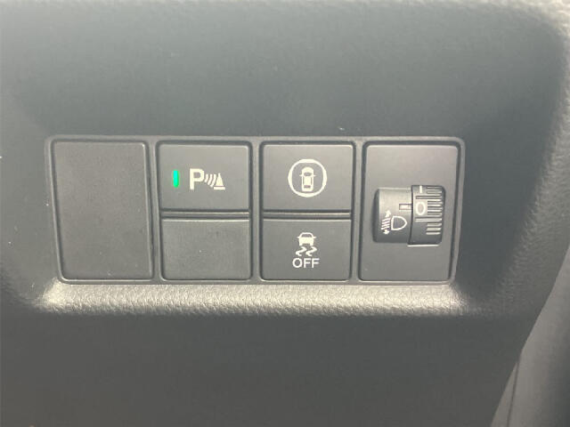 自社ホームページでは、お得な情報満載！最新チラシや目玉車などの情報は【ナオイオート　車販売】で検索★