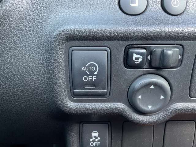 アイドリングストップ装着車。