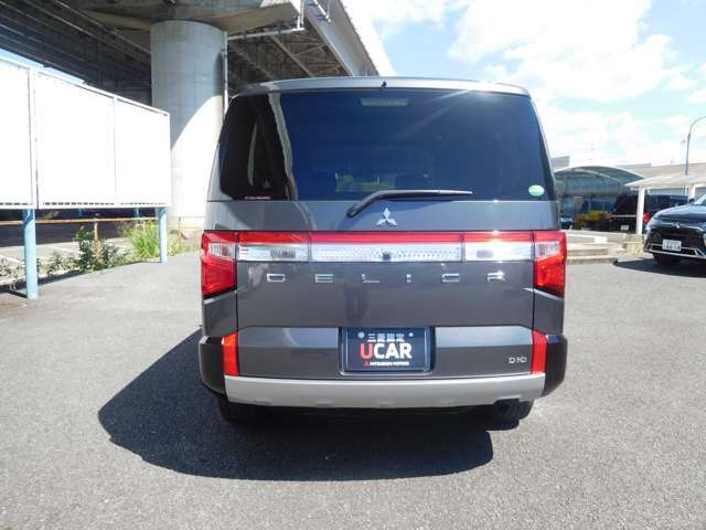 人気モデルが入庫致しました！お車の状態はモチロン、保証やサービス、アフターサービスまでお任せください！当店では保証やサービス等を含んだ総額で、お客様がお買い求め易いプライスを目指しております！