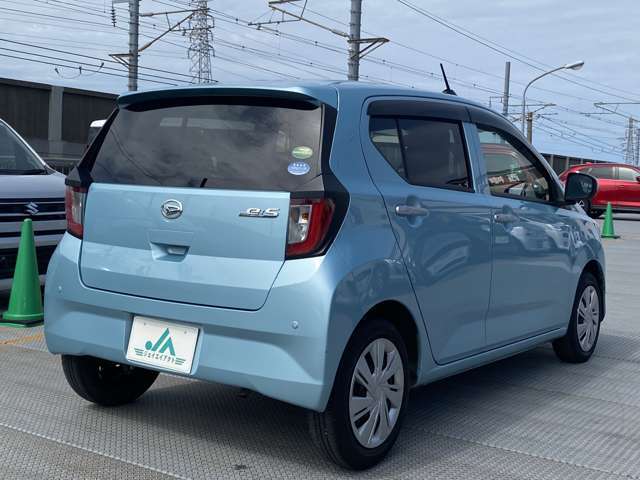 自動車保険・JAFの取扱いもおこなっております。お客様に万が一のことが起こった場合でも困らないように最適なプランをご提示いたしますのでこちらもお気軽にご相談ください。