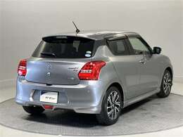 走りにこだわりながら収納力も持ち合わせたお車です。荷物を載せて軽快なドライブを楽しめますよ♪