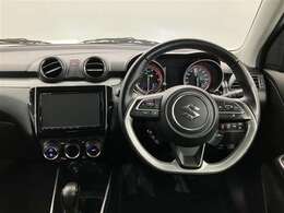 見通しのよいすっきりとした視界で、誰でも運転しやすいです。運転のしやすさは疲れにくさにも繋がりますよ♪